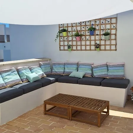 Casa Playa La Fontanilla Sotolodge 콘일데라프론테라